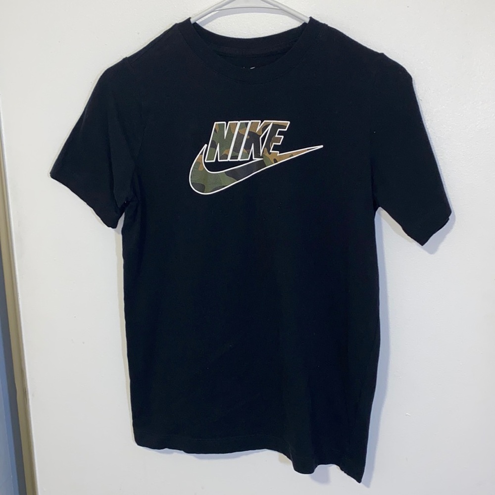 Big kids nike tee-shirt